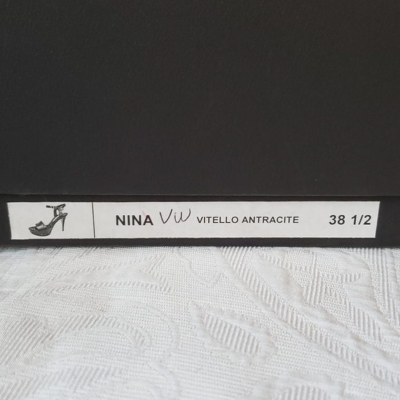 NWT Vera Wang Pewter Heels SZ 38.5 - Picture 6 of 9